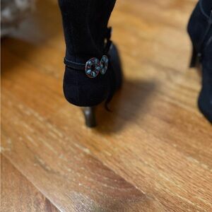 Elegant Black Suede Women's Boots